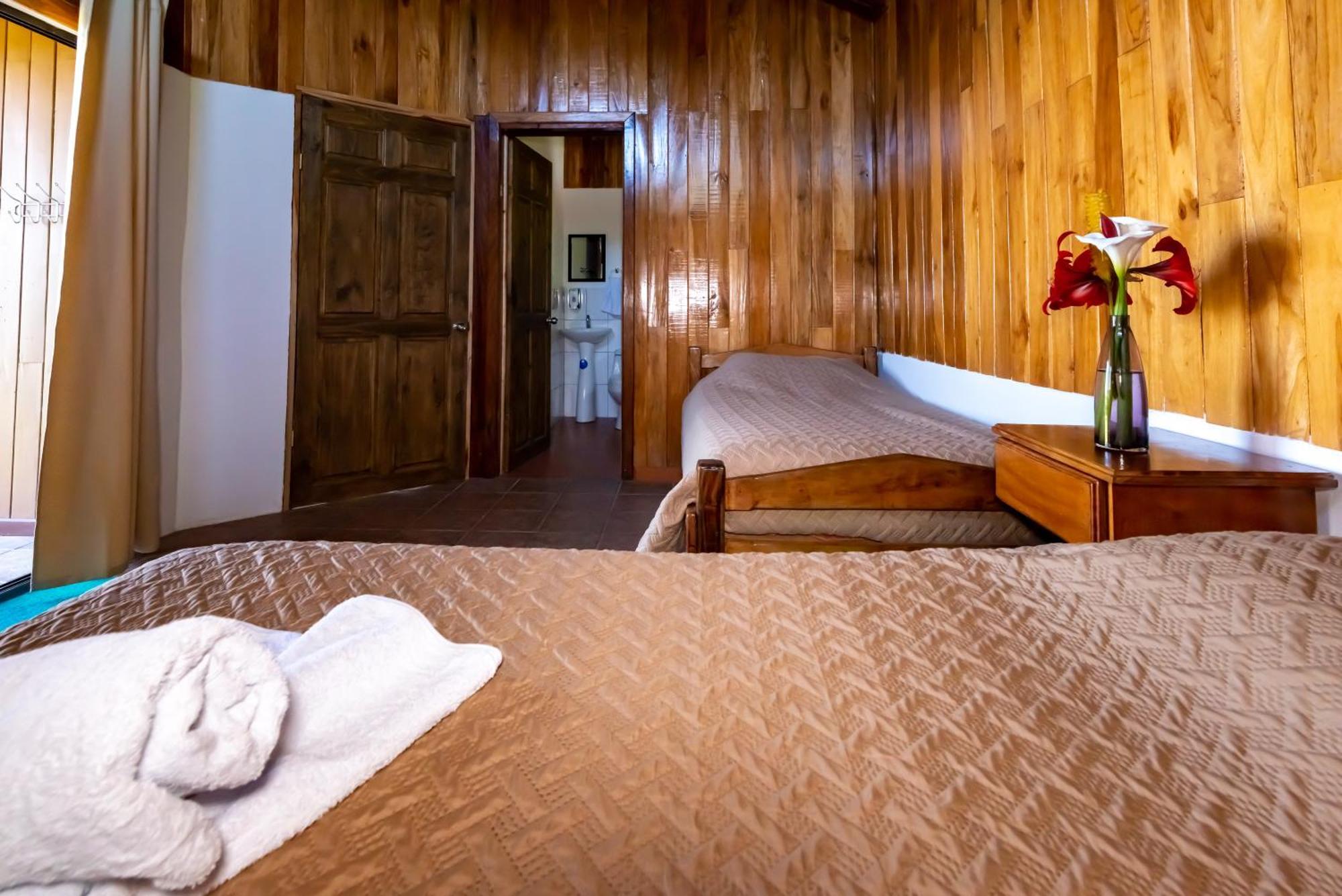 Cabinas Capulin & Farm Monteverde ภายนอก รูปภาพ